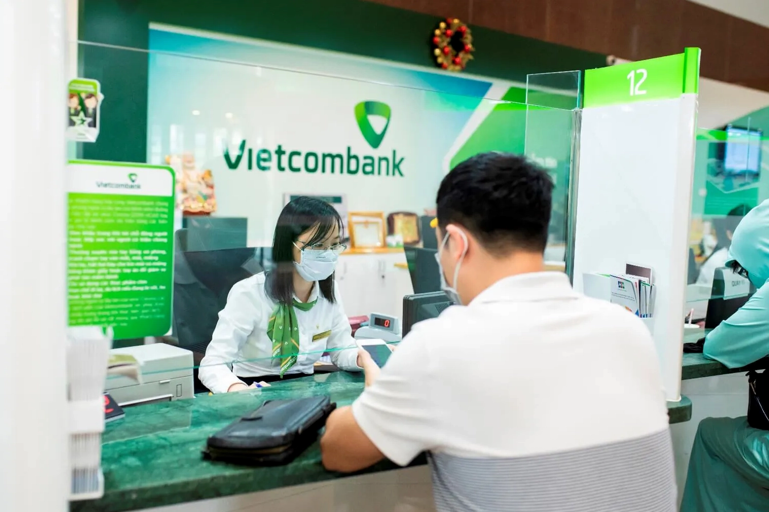 phong giao dich vietcombank tai tp hcm