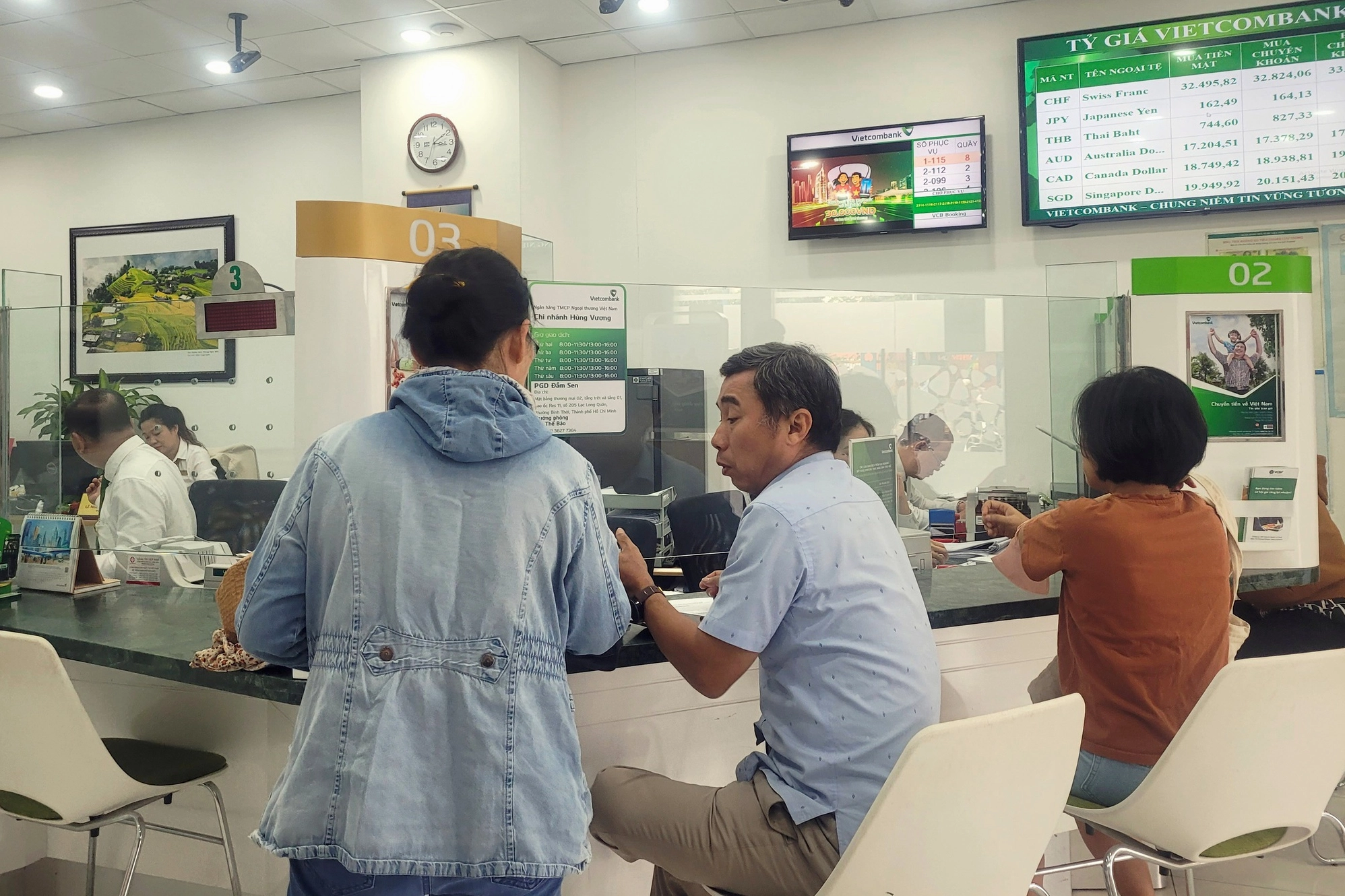 Áp lực lãi suất và thị trường vàng 2026