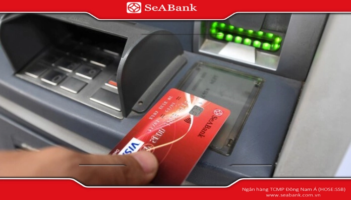 Bạn cần che chắn cẩn thận khi thao tác tại máy ATM