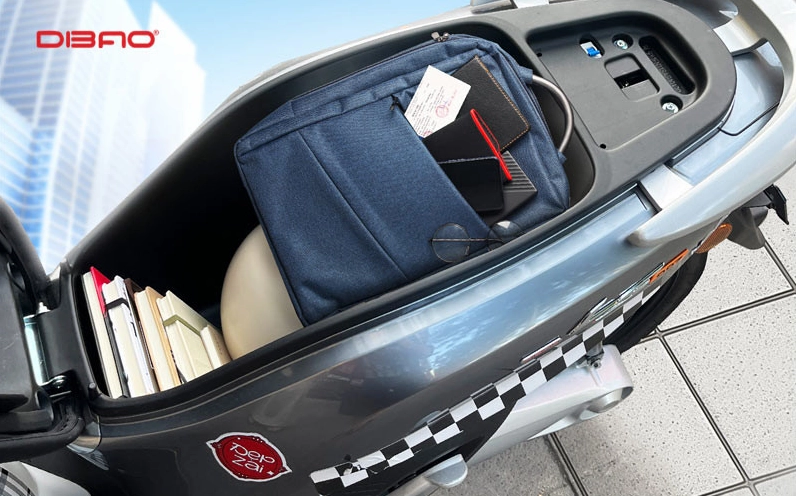 Bạn nên chọn xe tay ga nhỏ gọn cho nữ có cốp xe rộng rãi