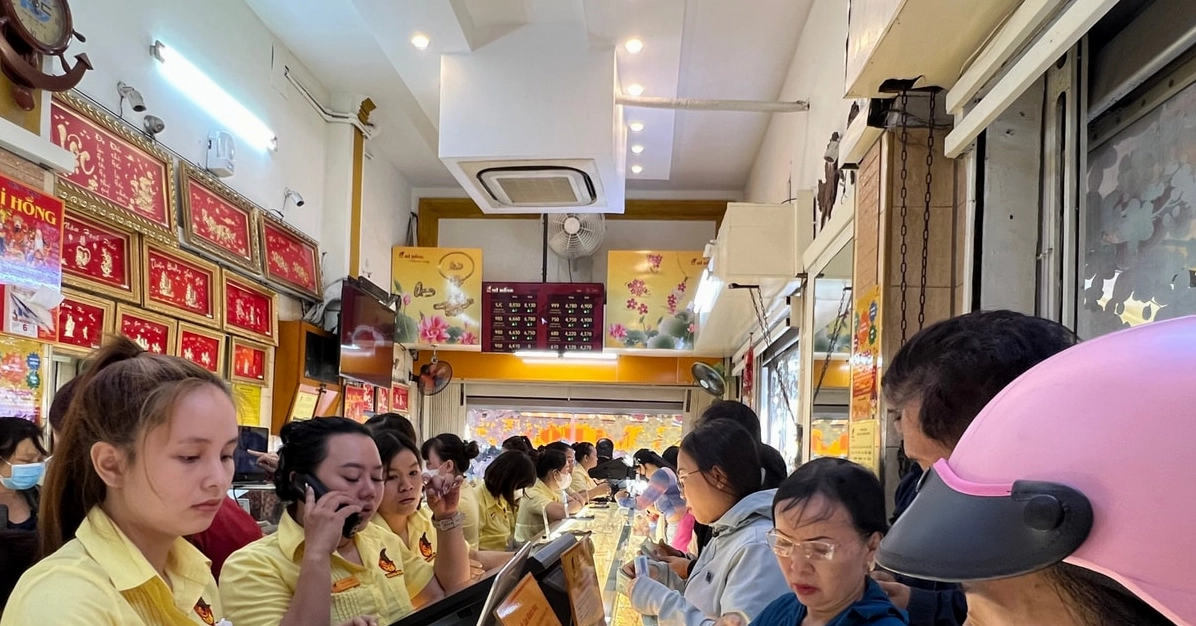 cap-nhat-nong-hoi-gia-vang-97-hom-nay-tai-hoi-an-bien-dong-r_555