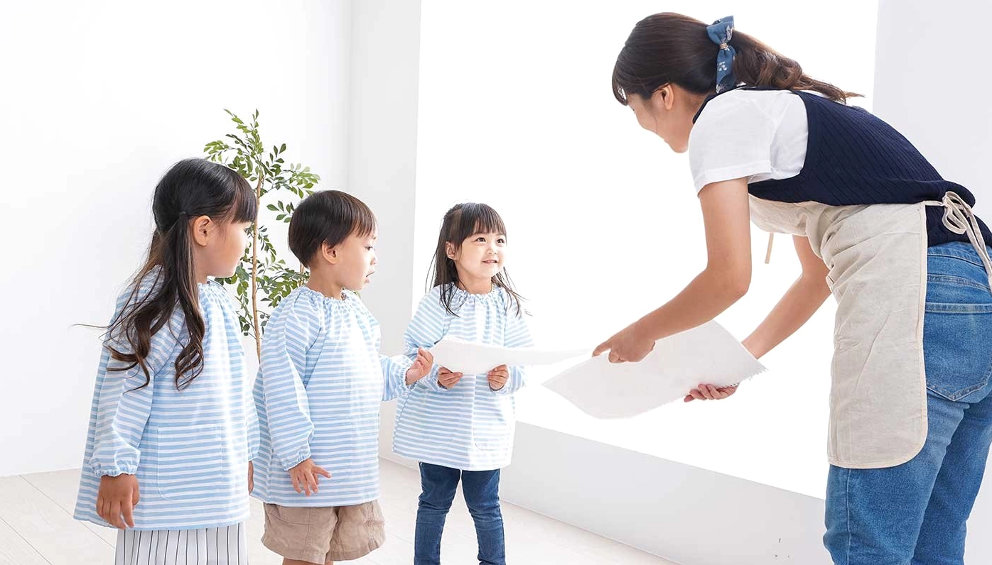 Dịch vụ giúp việc nhà hỗ trợ chăm sóc trẻ em