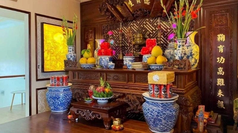 Dọn bàn thờ ngày rằm, mùng 1 hàng tháng