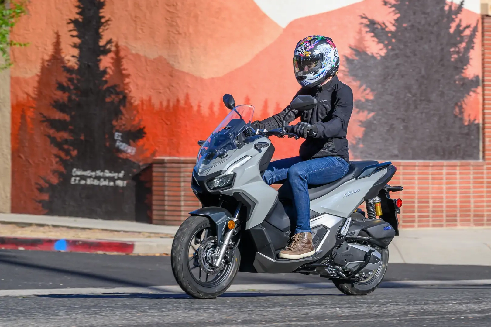 Honda ADV160 2026, linh hoạt trong đô thị