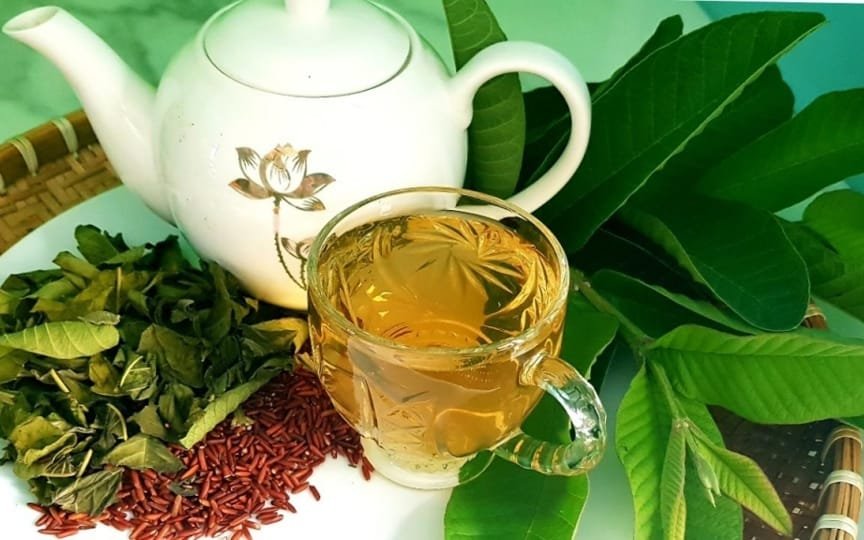 nước lá ổi trị bệnh gì