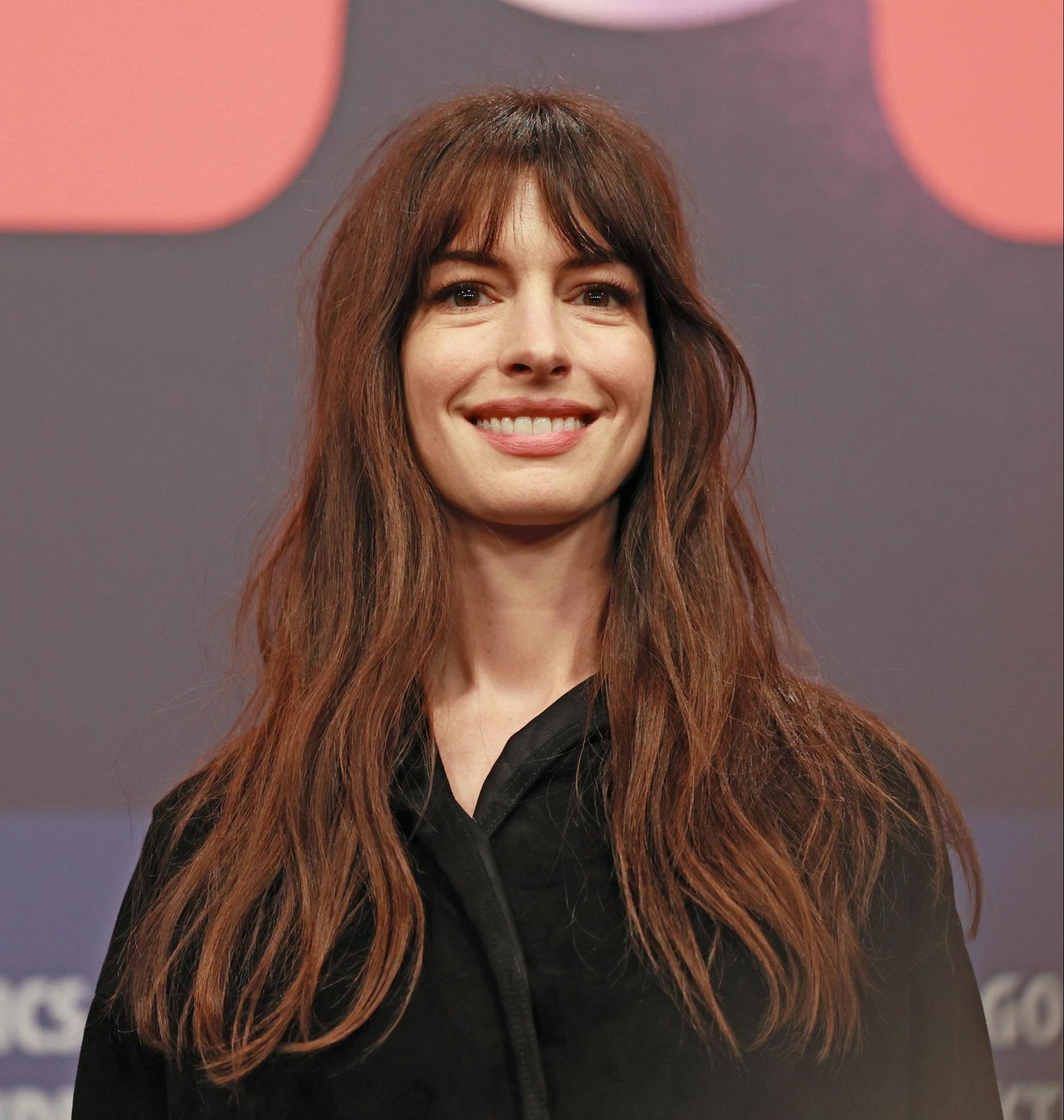 anne hathaway đóng phim gì