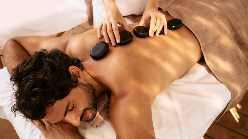 Massage thư giãn từ A - Z tại nhà cho nam: Hướng dẫn chi tiết để giảm căng thẳng 4