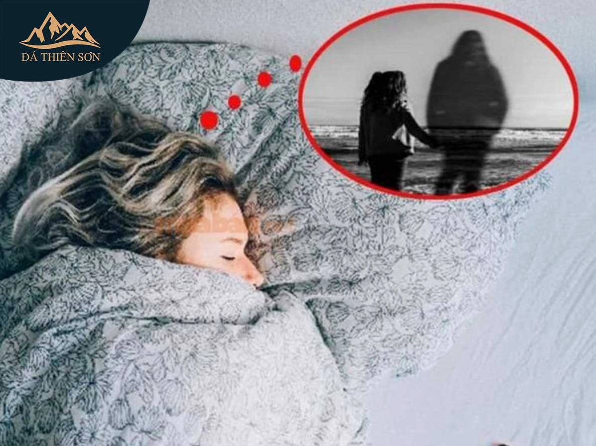 mo-nguoi-chet-song-lai-4