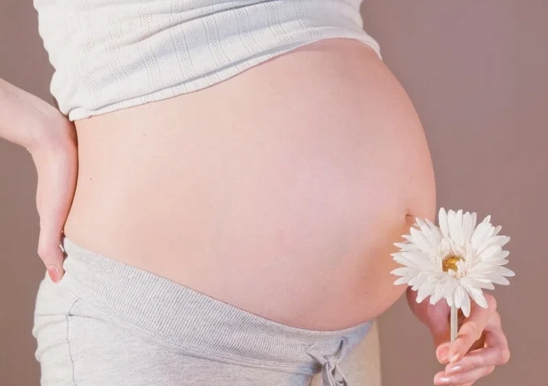 nằm mơ thấy có bầu