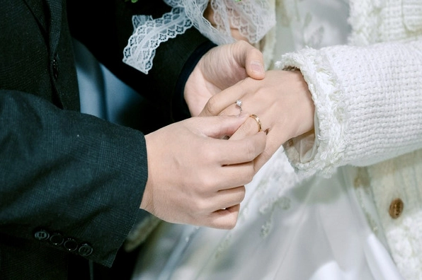 Tuổi Kỷ Tỵ 1989 nên kết hôn với tuổi nào?