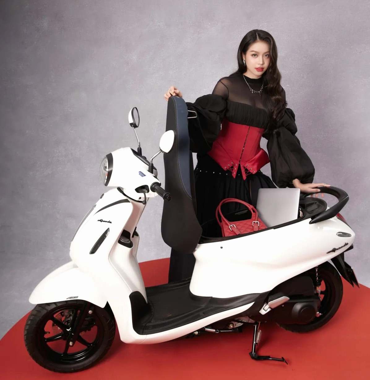 xe tay ga nhỏ gọn cho nữ Grande