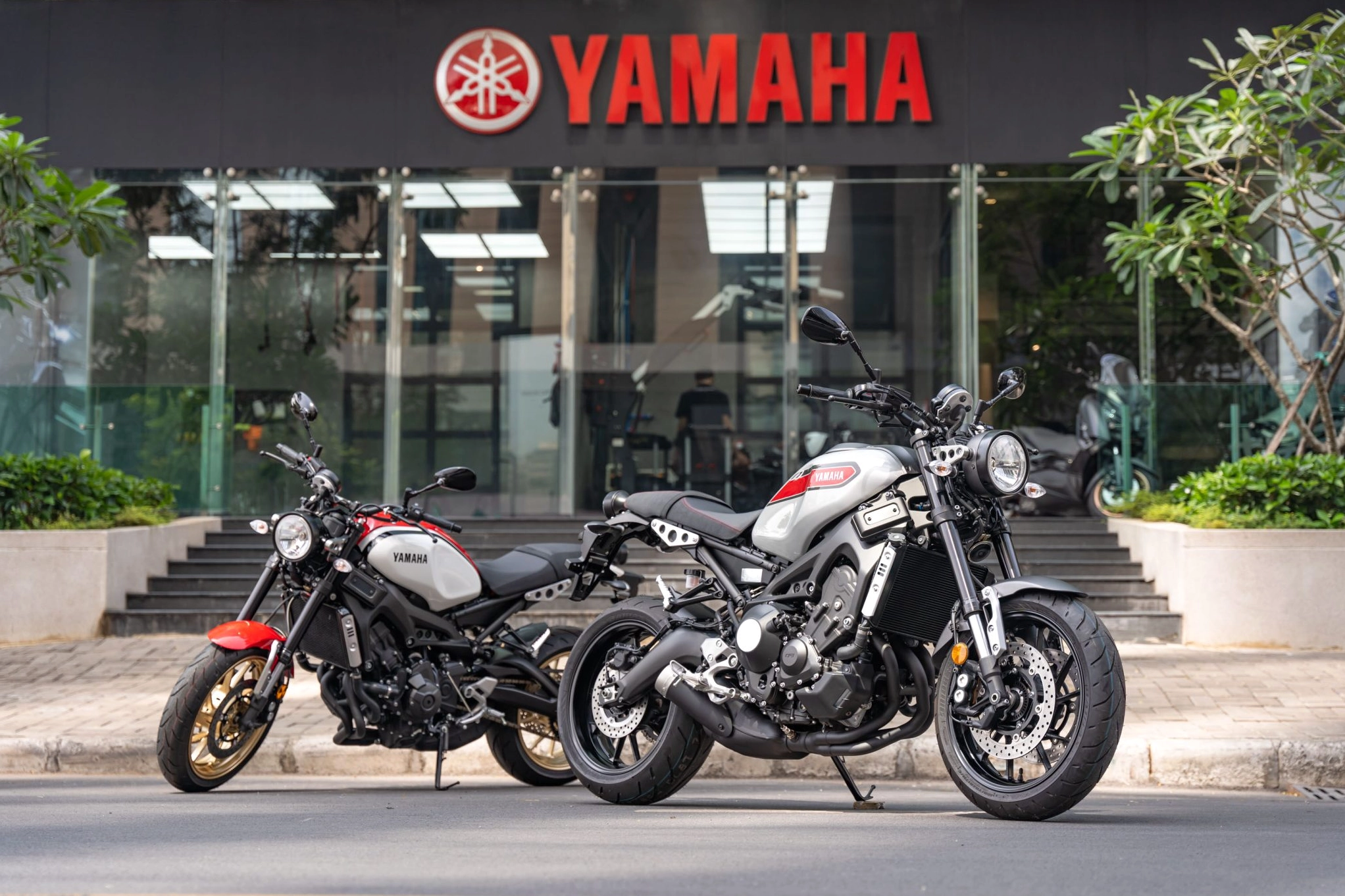 XSR900 - Mẫu xe cổ điển mang động cơ mạnh mẽ thời hiện đại