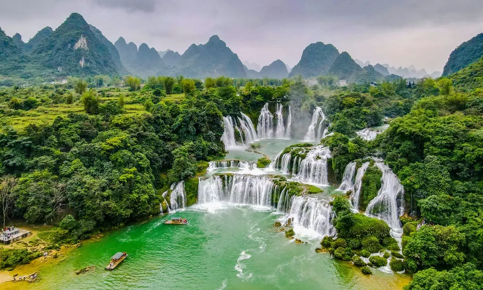 Bãi biển đẹp ở Việt Nam
