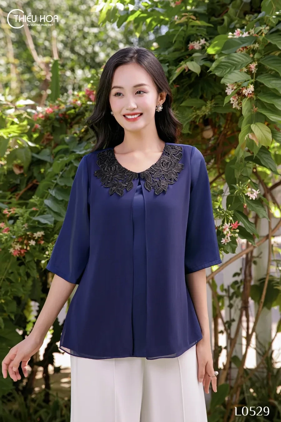 bi-quyet-chon-cac-kieu-ao-tuoi-50-sang-trong-tinh-te-2026_487