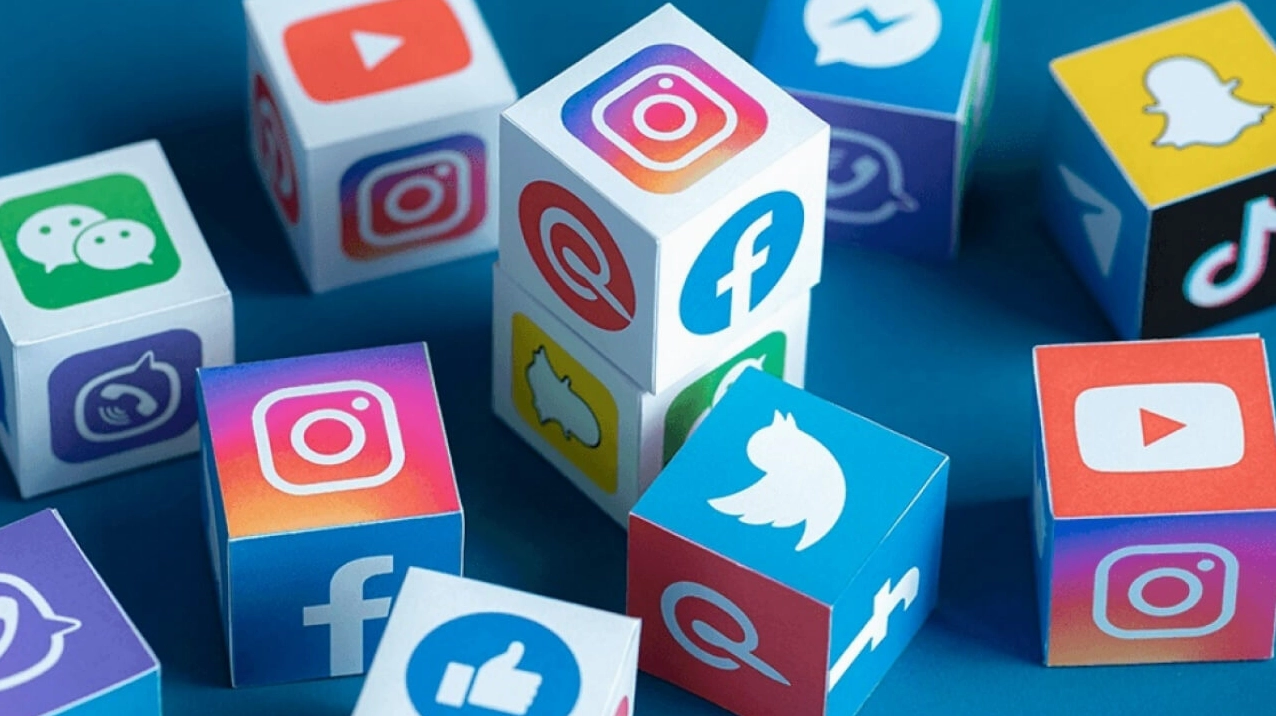 Biểu tượng Facebook và các biểu tượng mạng xã hội khác