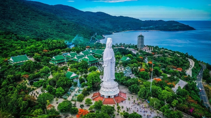 Cảnh quan hùng vĩ trên đỉnh Bàn Cờ, Sơn Trà