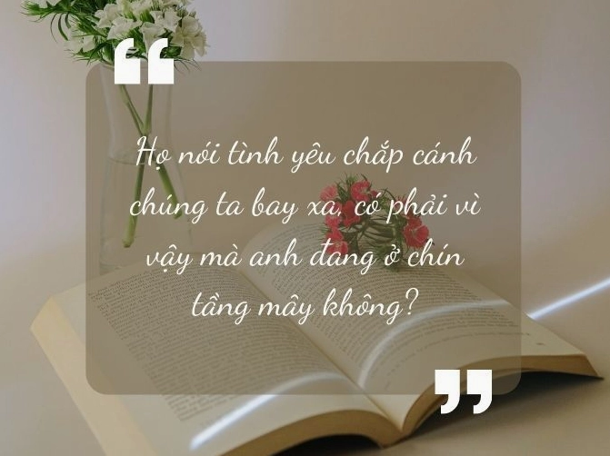 Cô gái đang gửi tin nhắn yêu thương