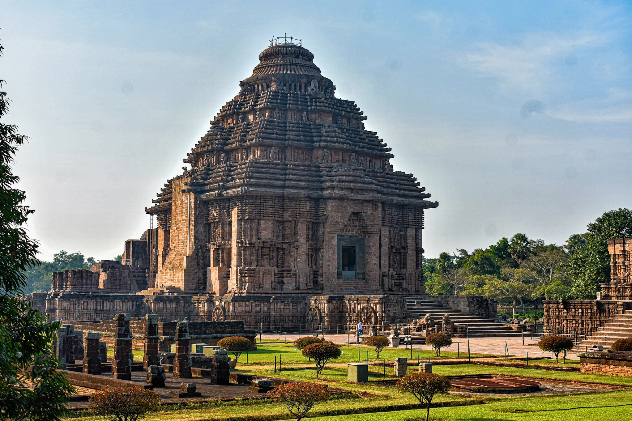 en-tho-mat-troi-konark-o-nuoc-nao-kham-pha-ky-quan-an-o_359