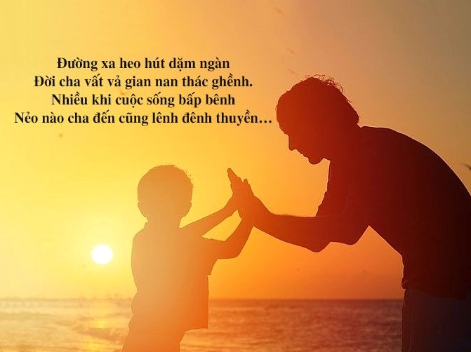 Hình ảnh người cha đang dạy con học