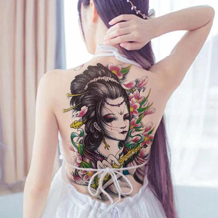 Hình xăm Geisha full lưng