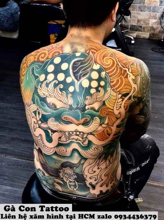 Hình xăm kỳ lân full lưng phong cách hiện thực với chi tiết sắc nét