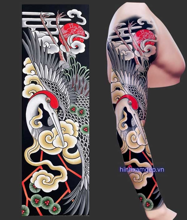 Hình xăm tay nhật cổ với họa tiết rồng và hoa