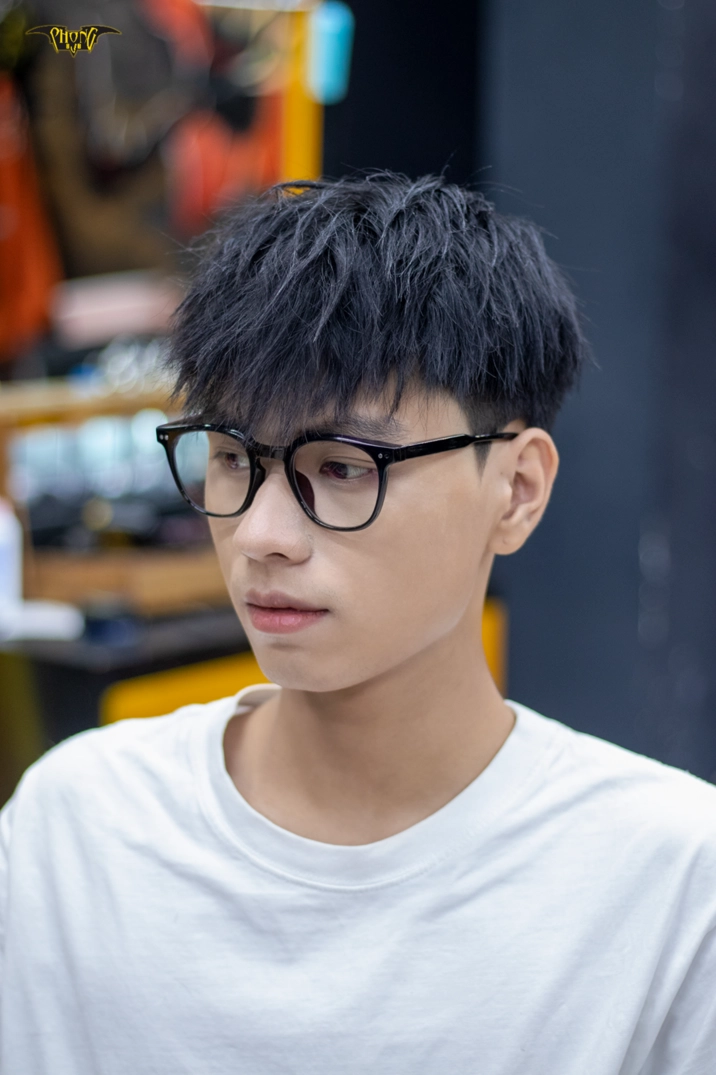 Hướng dẫn tạo kiểu tóc layer uốn ruffled