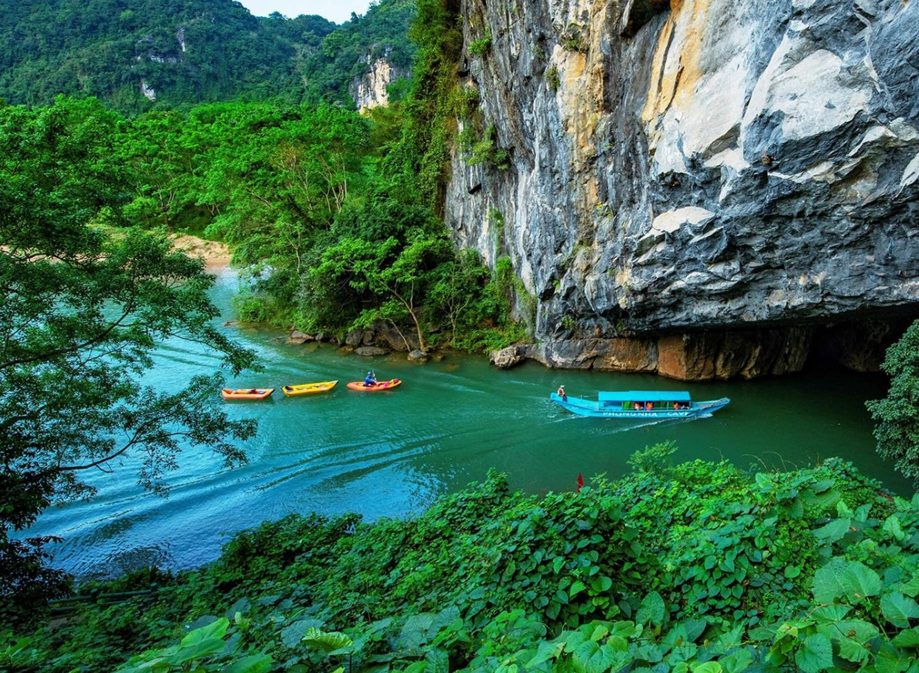 kham-pha-hang-ong-phong-nha-ke-bang-ky-quan-thien-nhien-the-_423