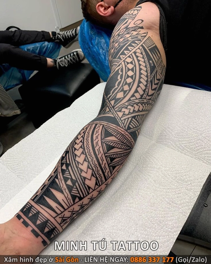 kham-pha-hinh-xam-maori-full-tay-bieu-tuong-quyen-luc-va-di-_119