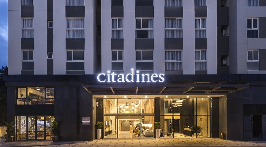 Lối vào sang trọng của Citadines Central Binh Duong