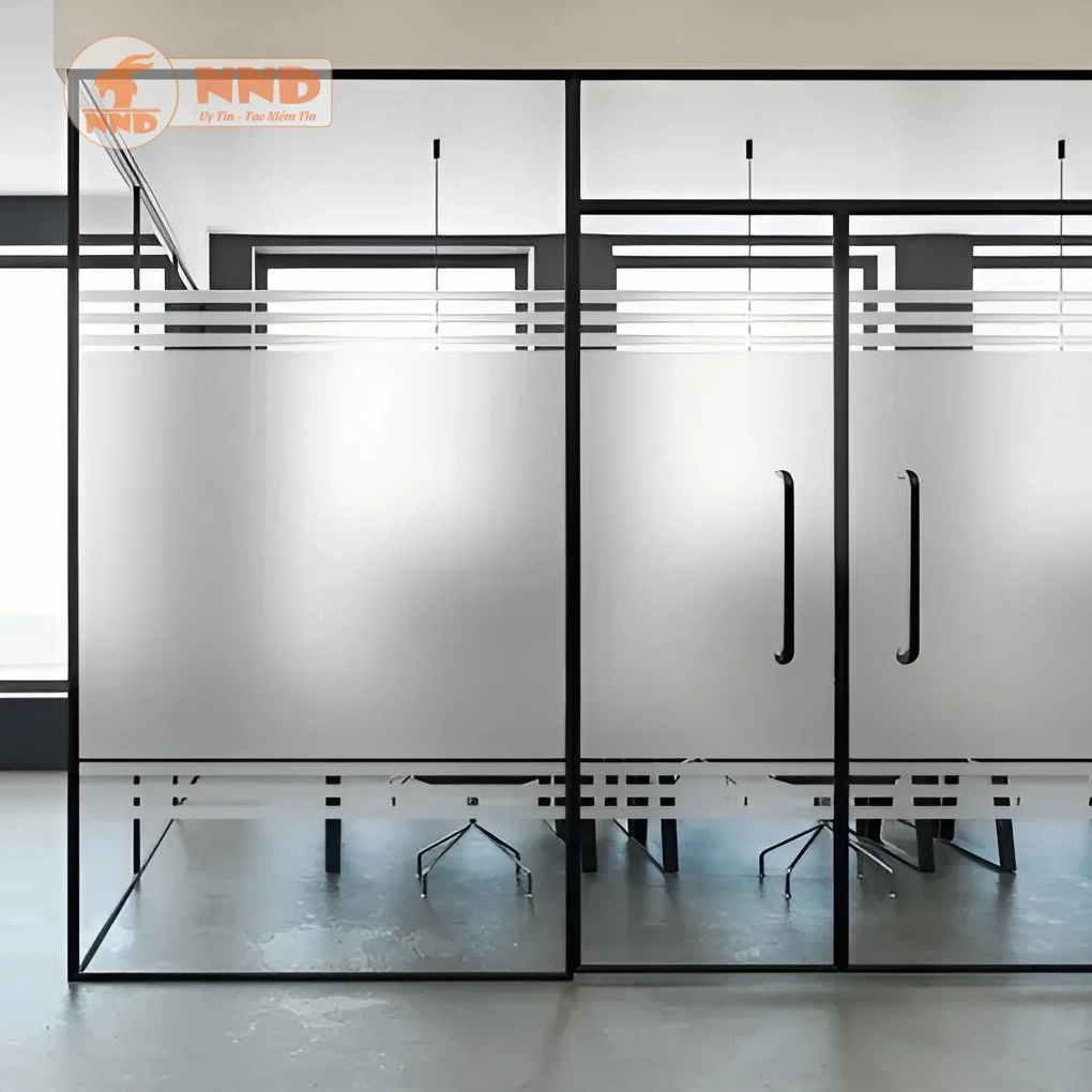 Mẫu decal mờ trơn dán kính trắng