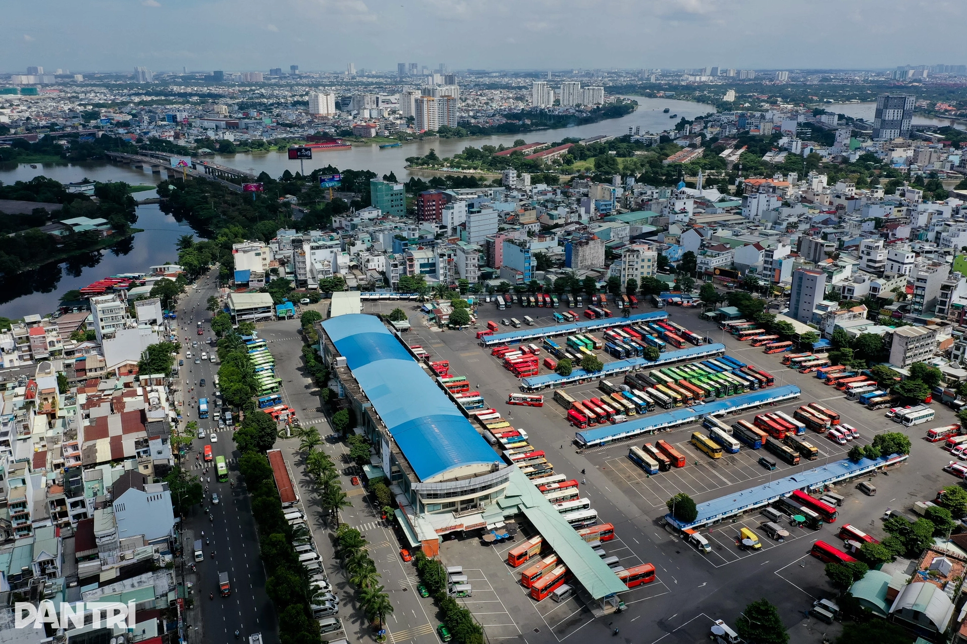 Một góc nhìn khác về Bến xe Miền Đông cũ