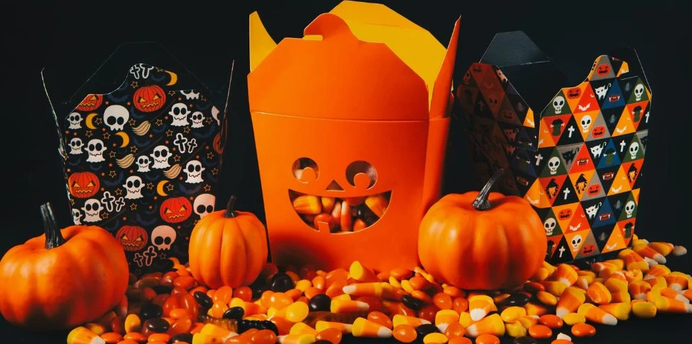 Người Celtic cổ đốt lửa trại trong lễ Samhain