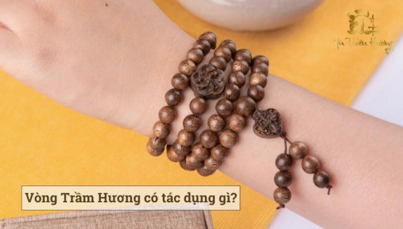 Người đeo vòng trầm hương thường xuyên