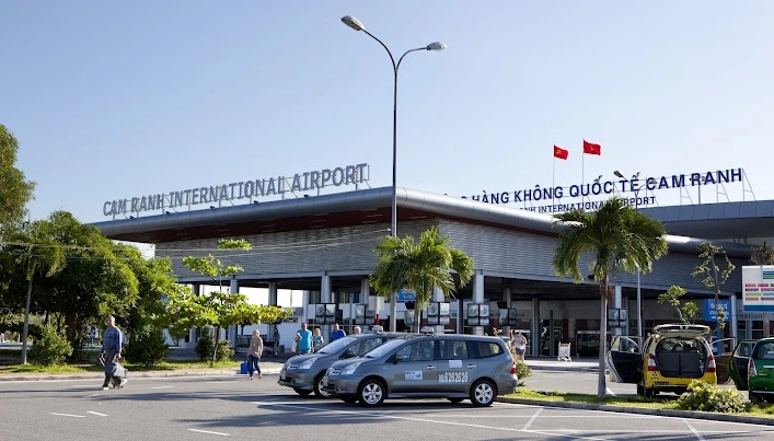 san-bay-quoc-te-cam-ranh-cong-troi-ket-noi-khanh-hoa-voi-the_310