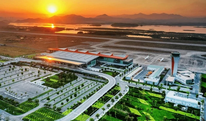 san-bay-quoc-te-van-on-cua-ngo-thien-uong-ha-long-2026_548