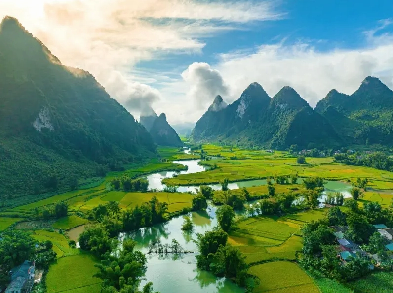 Sông Quây Sơn yên bình