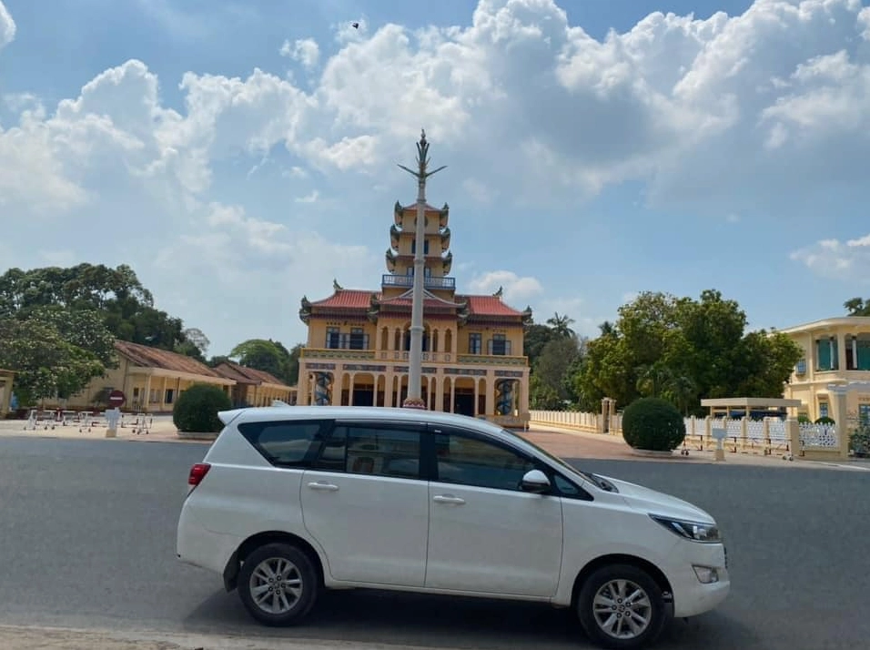 Taxi đi tỉnh giá rẻ tại TP.HCM