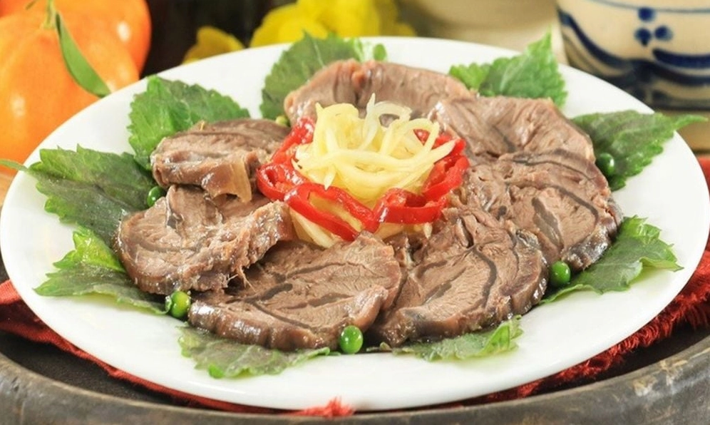 Thịt bò tươi ngon để hấp