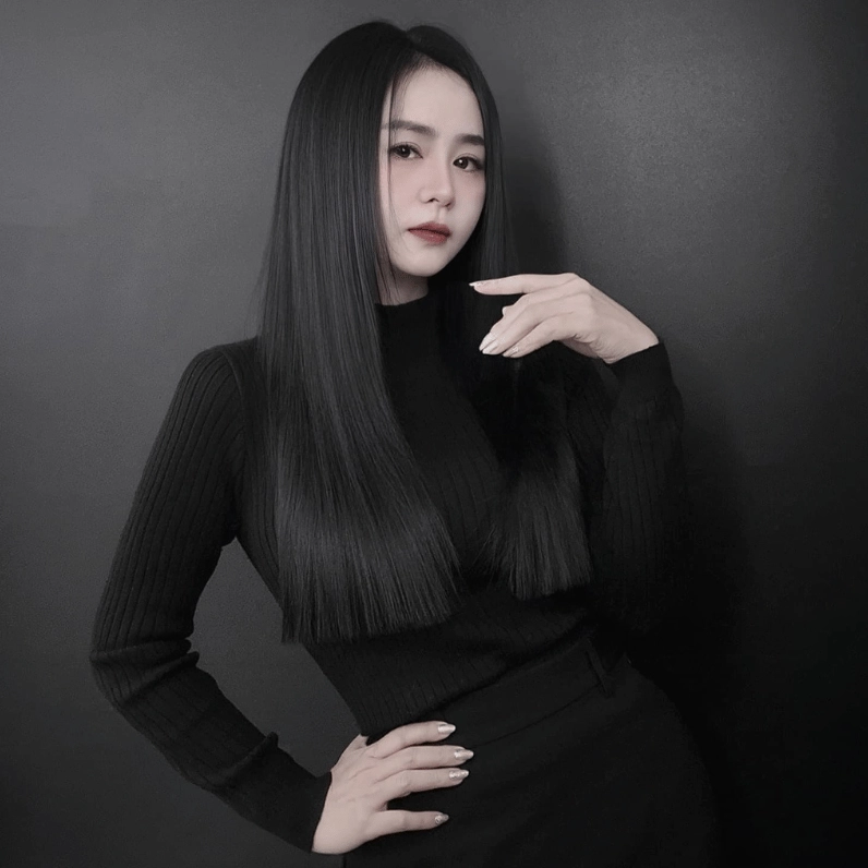 Tóc duỗi thẳng ngang lưng tuyệt đẹp