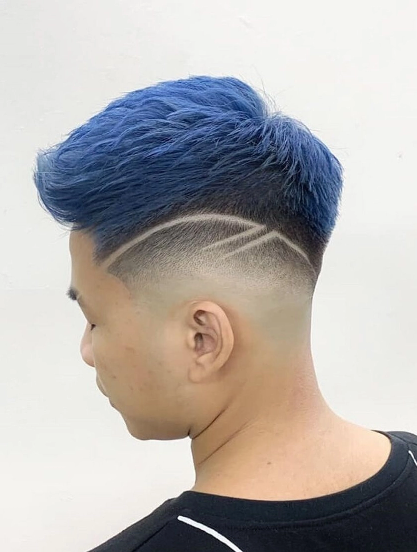 Tóc nam kẻ vạch với họa tiết độc đáo