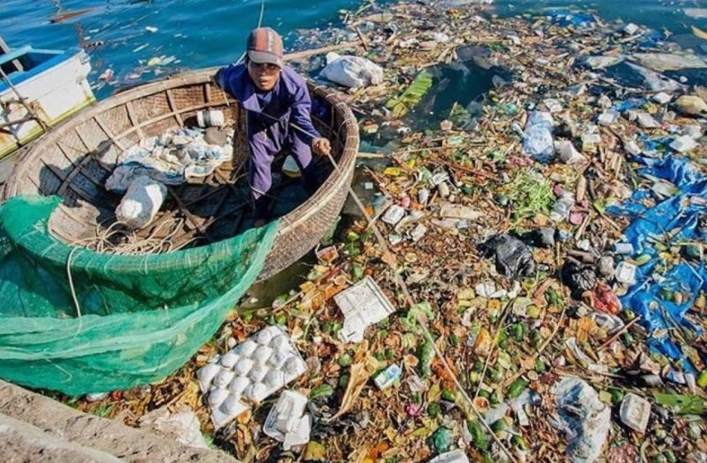 Túi nilon gây ô nhiễm môi trường
