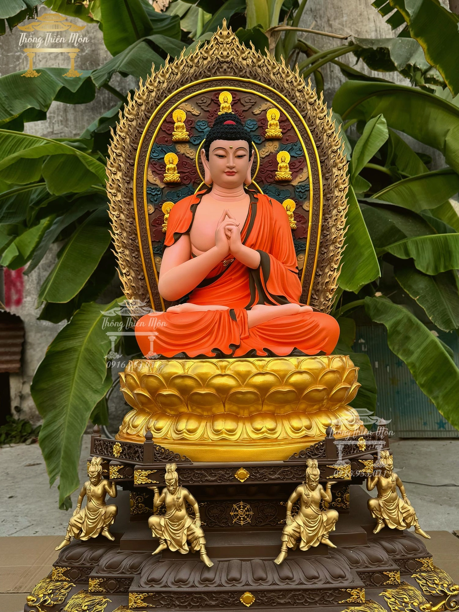 Tượng Phật Như Lai Đại Nhật làm bằng đồng